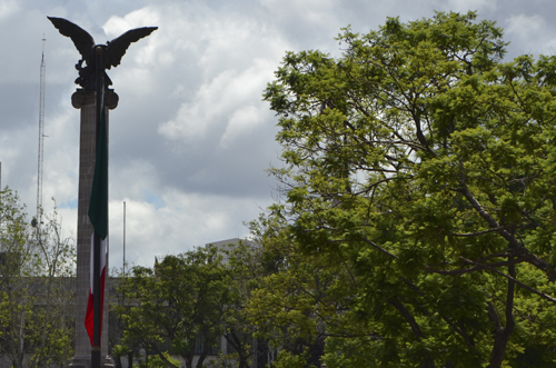 Exedra en Plaza de la Patria