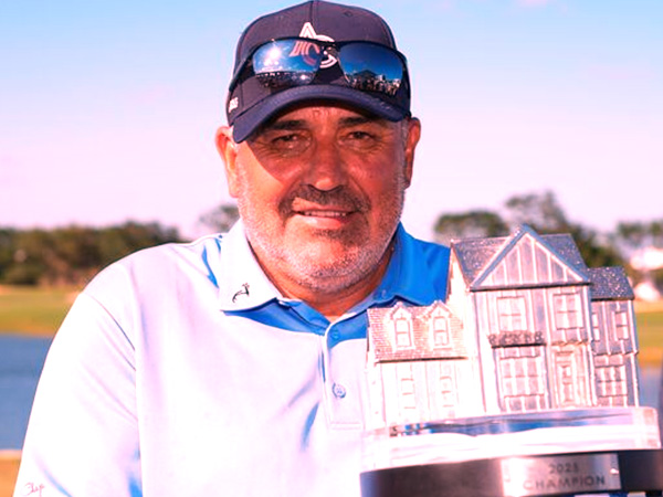 Ángel Cabrera